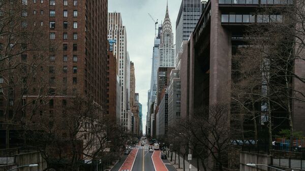 Опустевшая улица в центре Нью-Йорка во время режима ЧС - 俄羅斯衛星通訊社
