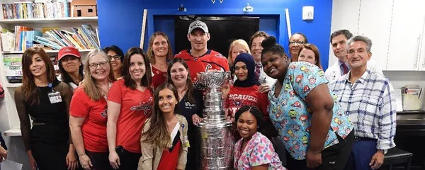 俄冰球名將奧韋奇金感謝抗疫醫生 俄冰球名將奧韋奇金感謝抗疫醫生 - 俄羅斯衛星通訊社