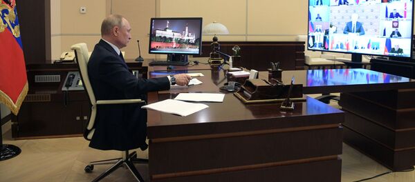 8 апреля 2020. Президент РФ Владимир Путин проводит в режиме видеоконференции совещание с руководителями субъектов РФ - 俄罗斯卫星通讯社