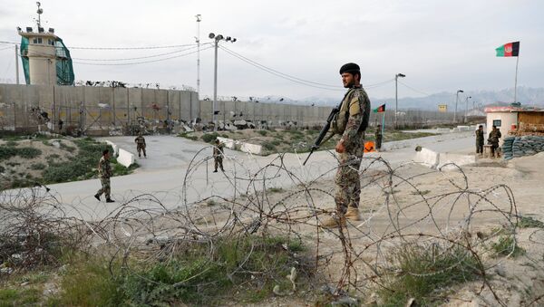 Афганские военные около тюрьмы Баграм - 俄罗斯卫星通讯社