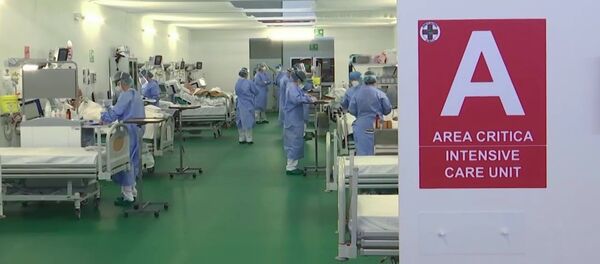 Российские военные врачи в полевом госпитале в Бергамо - 俄罗斯卫星通讯社