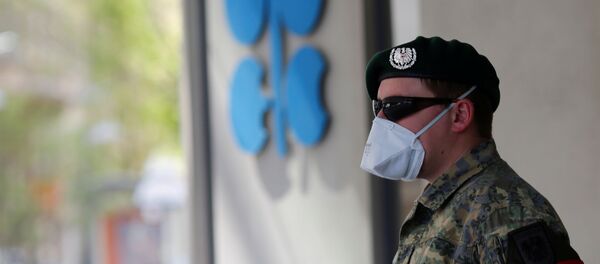 專家：歐佩克+協議無法彌補新冠疫情對油市的不利影響 - 俄羅斯衛星通訊社