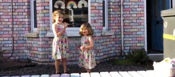 英国一家人用粉笔涂房子 英国一家人用粉笔涂房子 - 俄罗斯卫星通讯社