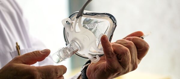 Маска для искусственной вентиляции легких - 俄罗斯卫星通讯社