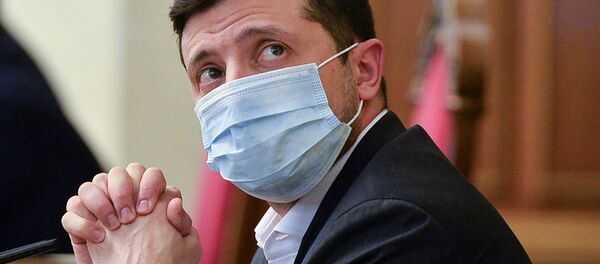 Президент Украины Владимир Зеленский в медицинской маске на заседании Верховной рады в Киеве, Украина Президент Украины Владимир Зеленский в медицинской маске на заседании Верховной рады в Киеве, Украина - 俄羅斯衛星通訊社