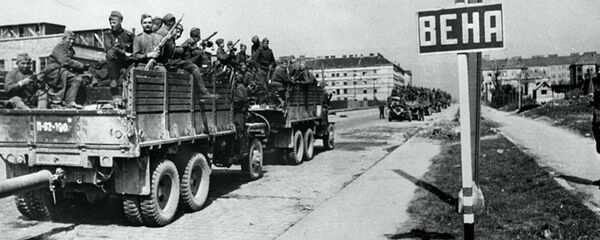 Советские войска вступают в Вену Советские войска вступают в Вену - 俄羅斯衛星通訊社