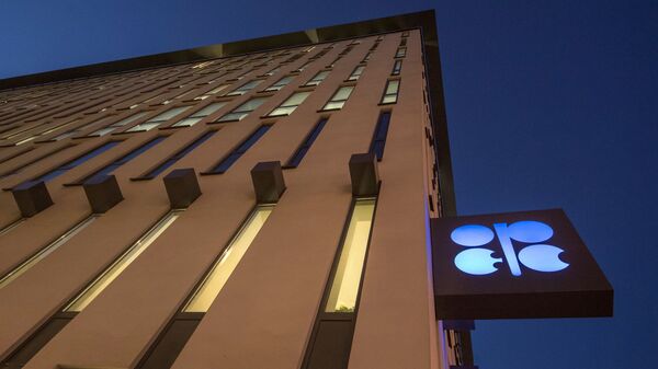 The logo of OPEC is pictured at the OPEC headquarters on the eve of the 171th meeting of the Organization of the Petroleum Exporting Countries in Vienna, on November 29, 2016 - 俄罗斯卫星通讯社
