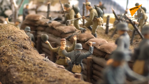 男子建立微縮景觀以紀念二戰  - 俄羅斯衛星通訊社