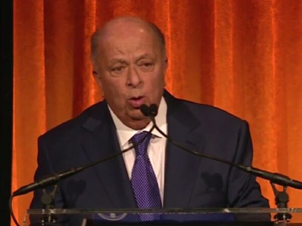 特朗普的朋友死于新冠肺炎病毒 - 俄罗斯卫星通讯社