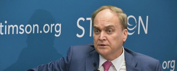 Чрезвычайный и полномочный посол Российской Федерации в Соединённых Штатах Америки Анатолий Антонов Чрезвычайный и полномочный посол Российской Федерации в Соединённых Штатах Америки Анатолий Антонов - 俄罗斯卫星通讯社