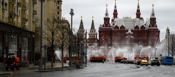 Дезинфекция дорог и тротуаров в Москве Дезинфекция дорог и тротуаров в Москве - 俄罗斯卫星通讯社