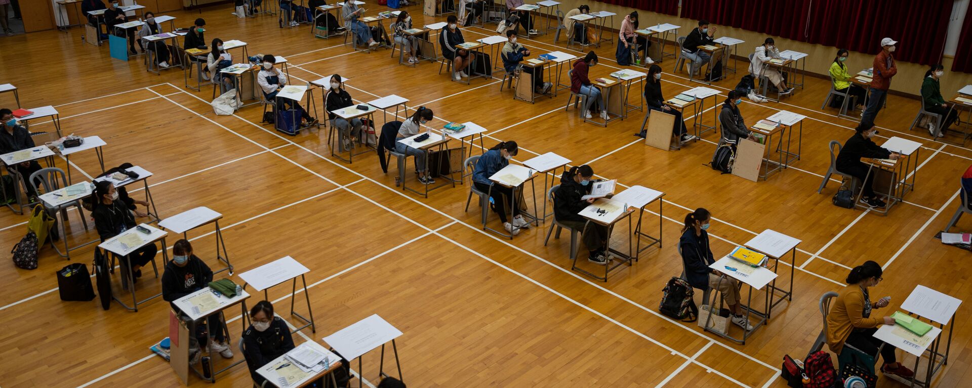 Студенты во время сдачи экзамена в Гонконге, Китай - 俄羅斯衛星通訊社, 1920, 09.03.2021