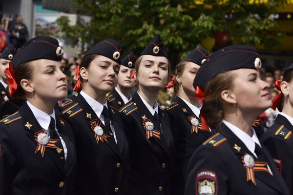 勝利日閱兵式上身著戎裝的靚麗倩影  - 俄羅斯衛星通訊社