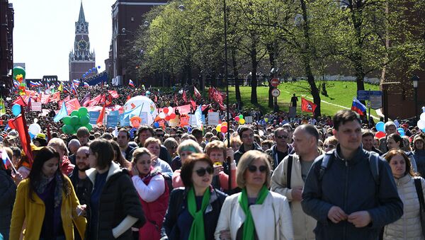 Участники первомайской демонстрации на Красной площади.  - 俄羅斯衛星通訊社