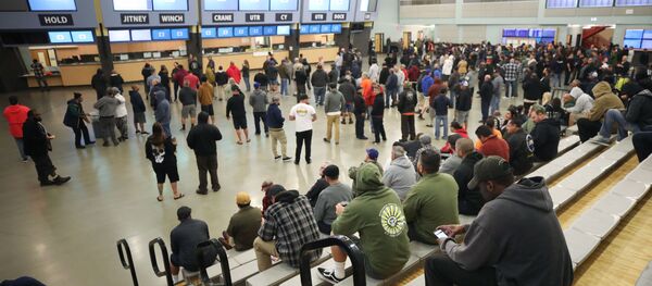 Рабочие в ожидании рабочих предложений в Калифорнии  - 俄罗斯卫星通讯社