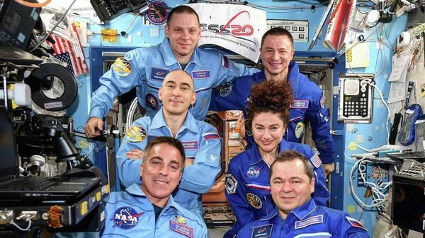 俄宇航员：国际空间站考察组成员在新年假期期间会休息几天 - 俄罗斯卫星通讯社