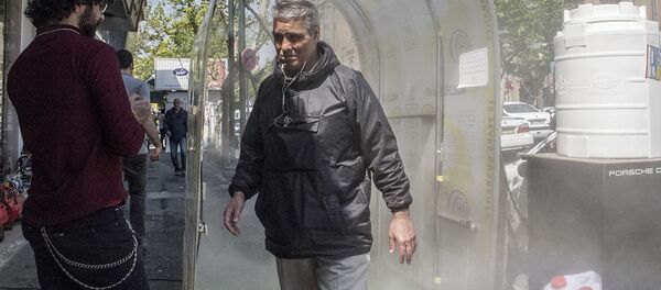 Люди на улице в Тегеране - 俄罗斯卫星通讯社