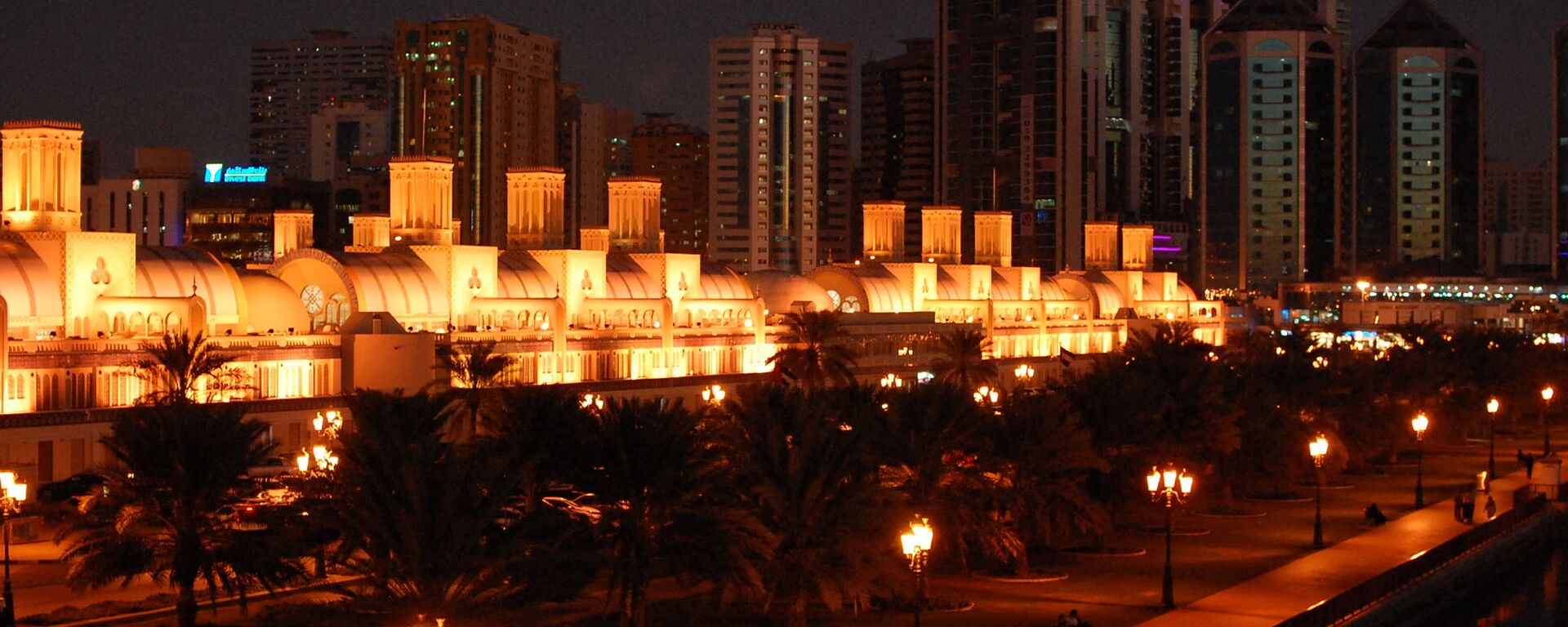 Панорама на город Шарджа, ОАЭ - 俄羅斯衛星通訊社, 1920, 10.12.2021