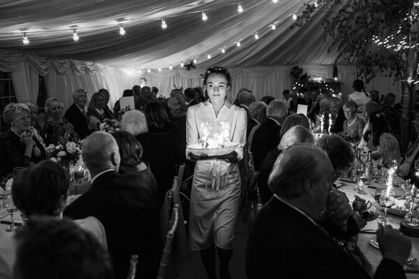 Снимок Just Desserts британского фотографа Thomas Alexander, победивший в категории Champagne Taittinger Wedding Food Photographer конкурса Pink Lady® Food Photographer of the Year 2020 - 俄罗斯卫星通讯社