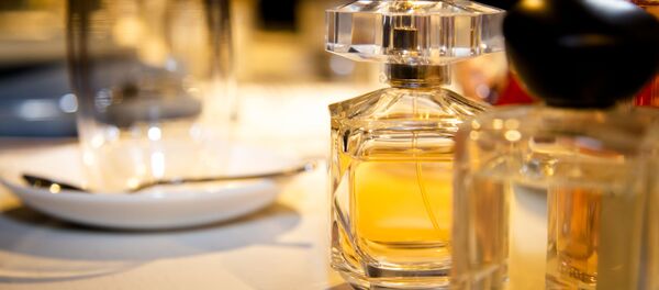 Одеколон Одеколон - 俄羅斯衛星通訊社