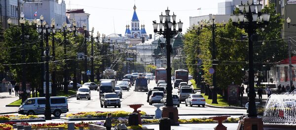 Вид на Градо-Хабаровский Собор Успения Божией Матери с Площади имени Ленина в городе Хабаровске - 俄罗斯卫星通讯社