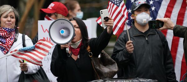 Акция с требованием отмены карантина в США - 俄羅斯衛星通訊社