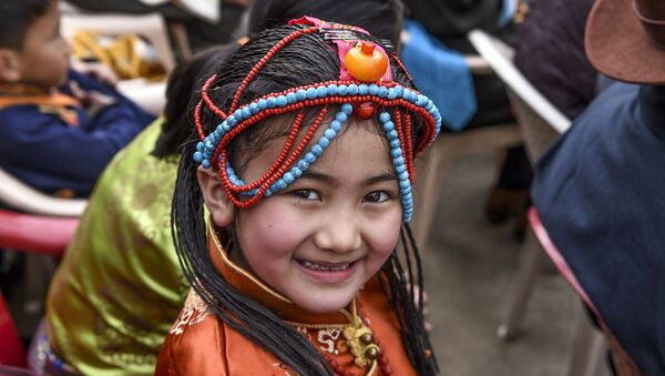 Маленькая девочка. Тибет - 俄罗斯卫星通讯社