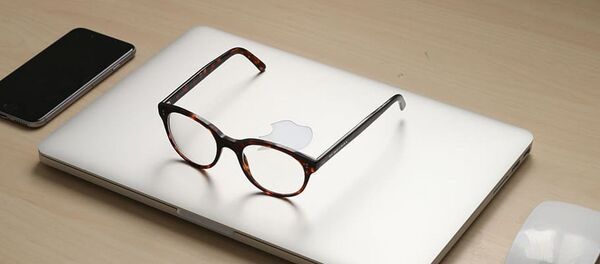 Очки на макбуке - 俄罗斯卫星通讯社