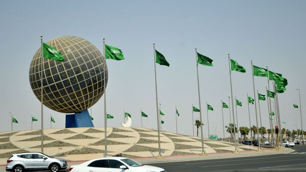 Флаги Саудовской Аравии на одной из улиц города Джидда - 俄罗斯卫星通讯社