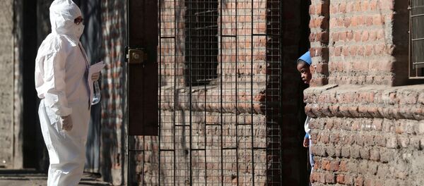 世卫组织：全球新冠病毒感染确诊病例累计接近490万例 - 俄罗斯卫星通讯社