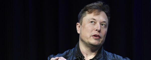 Американский предприниматель, изобретатель, инженер и миллиардер Илон Маск во время выступления в Вашингтоне Американский предприниматель, изобретатель, инженер и миллиардер Илон Маск во время выступления в Вашингтоне - 俄罗斯卫星通讯社