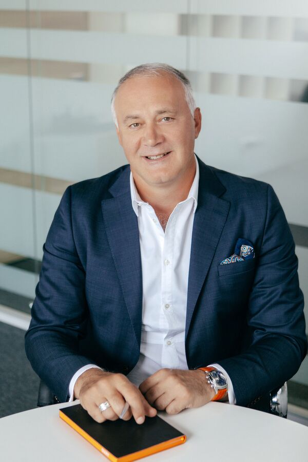 俄羅斯人的消費傾向:在線購物和郊外地產 俄羅斯人的消費傾向:在線購物和郊外地產 - 俄羅斯衛星通訊社