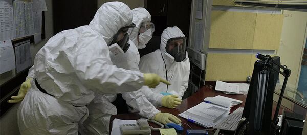 Медицинские работники в госпитале COVID-19 в больнице No 122 им. Л. Г. Соколова в Санкт-Петербурге - 俄罗斯卫星通讯社