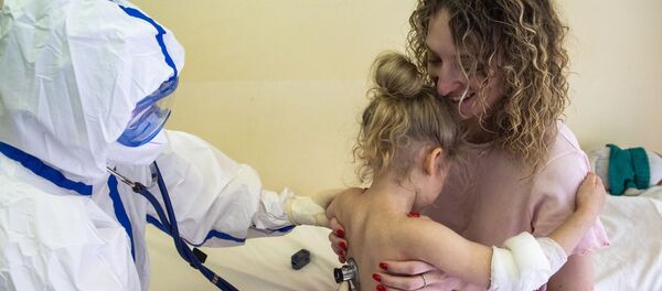 Дети с коронавирусной инфекцией - 俄羅斯衛星通訊社