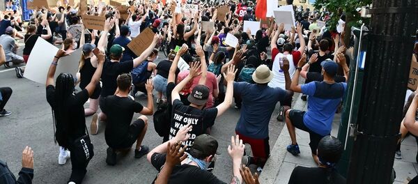 Протесты у Белого дома в Вашингтоне - 俄罗斯卫星通讯社