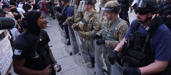 Протесты в Вашингтоне - 俄罗斯卫星通讯社