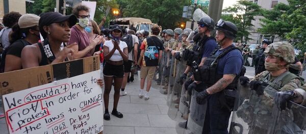 Протесты в Вашингтоне Протесты в Вашингтоне - 俄羅斯衛星通訊社