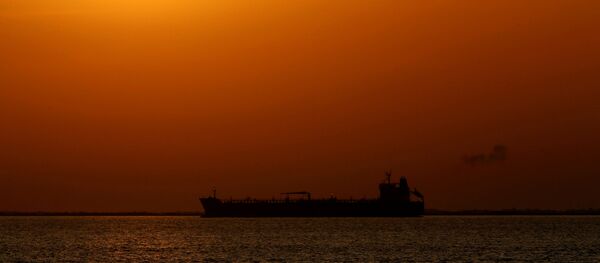 Нефтяной танкер - 俄羅斯衛星通訊社