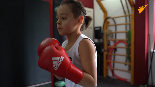 德國8歲拳擊手展示自己的技巧 - 俄羅斯衛星通訊社