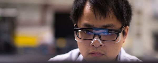 Китайский ученый в лаборатории - 俄罗斯卫星通讯社