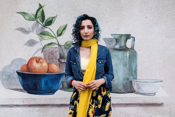Работа иранского фотографа Shiva Khademi Поклонницы цвета, вошедшая в шорт-лист конкурса имени Андрея Стенина в категории «Портрет. Герой нашего времени. Серия фотографий» Работа иранского фотографа Shiva Khademi Поклонницы цвета, вошедшая в шорт-лист конкурса имени Андрея Стенина в категории «Портрет. Герой нашего времени. Серия фотографий» - 俄羅斯衛星通訊社