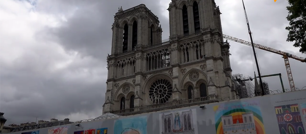 孩子眼中的巴黎圣母院 孩子眼中的巴黎圣母院 - 俄罗斯卫星通讯社