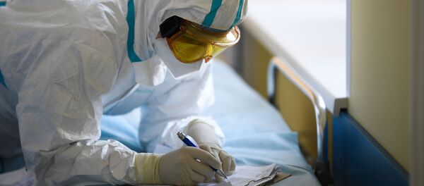 Врач в госпитале для лечения зараженных коронавирусной инфекцией COVID-19 в ЦИТО им. Н. Н. Приорова - 俄罗斯卫星通讯社