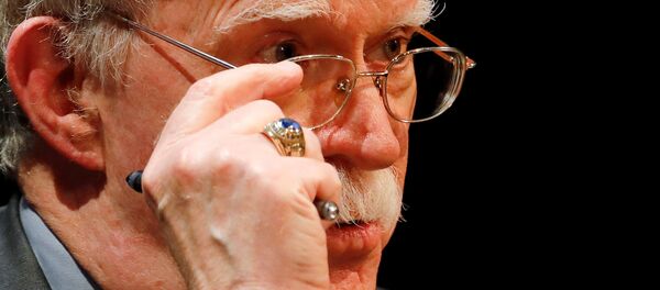 博尔顿:特朗普和金正恩在新加坡午餐时讨论了高尔夫和丹尼斯·罗德曼 博尔顿:特朗普和金正恩在新加坡午餐时讨论了高尔夫和丹尼斯·罗德曼 - 俄罗斯卫星通讯社