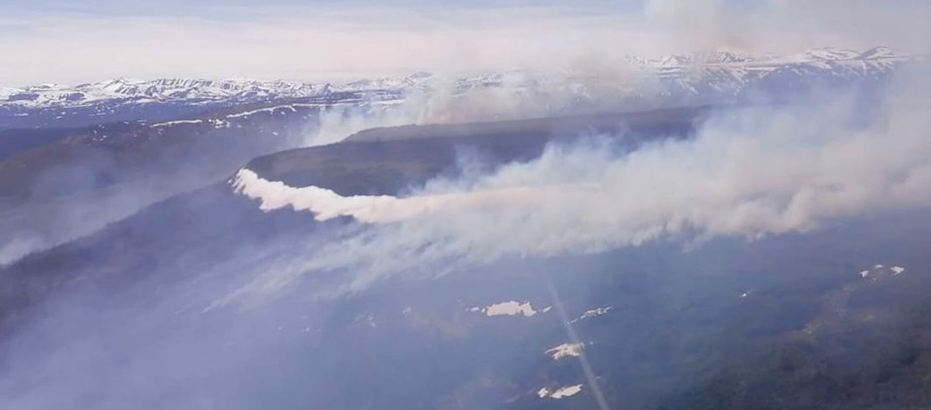 森林火灾向俄罗斯科雷马地区苏苏曼市逼近 - 俄罗斯卫星通讯社, 1920, 02.07.2021