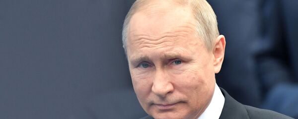 Президент России Владимир Путин на военном параде в честь 74-й годовщины Победы в ВОВ - 俄罗斯卫星通讯社