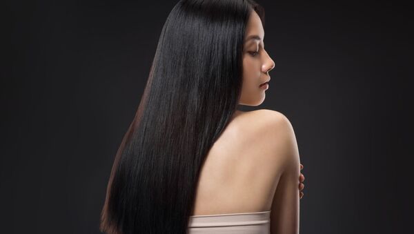 Азиатская девушка с прямыми волосами - 俄罗斯卫星通讯社