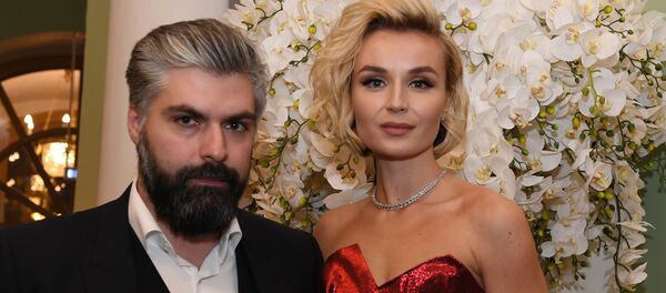 Полина Гагарина и Дмитрий Исхаков - 俄羅斯衛星通訊社