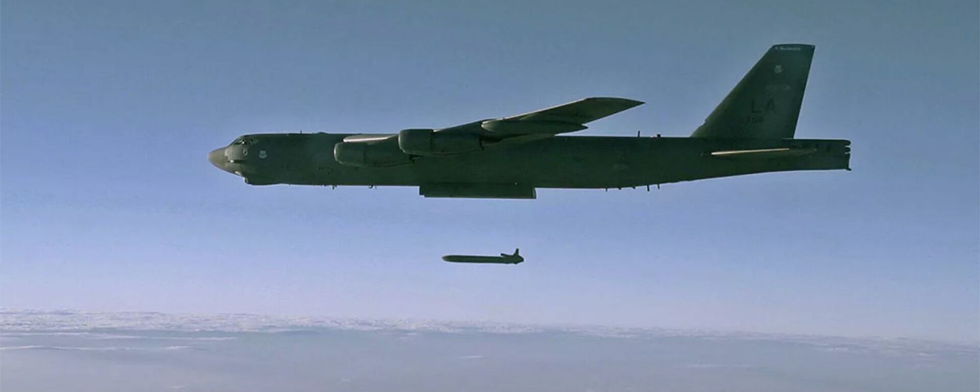 电视台：美国将在澳大利亚部署多达六架可携带核武器的B-52轰炸机 - 俄罗斯卫星通讯社, 1920, 31.10.2022