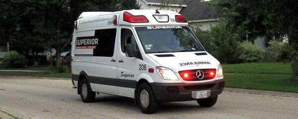 媒体援引医务人员消息报道称，加州一家沃尔玛配送中心发生枪击案，2人死亡 - 俄罗斯卫星通讯社